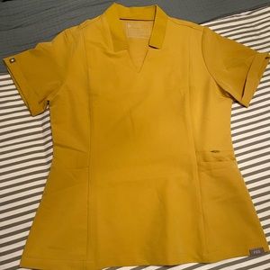 Fig yellow size medium top.